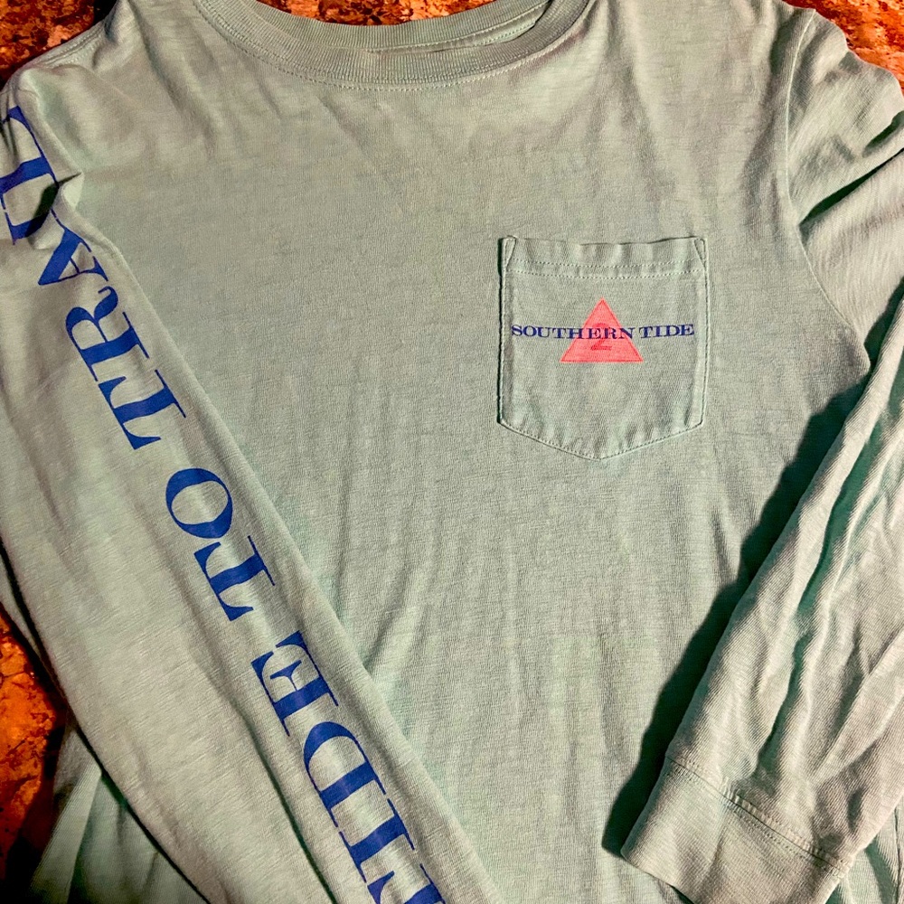 Southern Tide XS longsleeve tshirt (sea foam green)